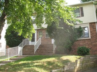 5 Edison Dr APT B, Summit, NJ 07901