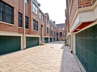 2140 N Winchester Ave APT 5, Chicago, IL 60614
