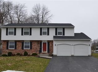 316 Single Dr, North Syracuse, NY 13212