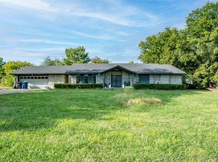 8973 E 16th St, Tulsa, OK 74112