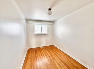 839 Maplewood Ave, Ottawa, ON K2B5V4