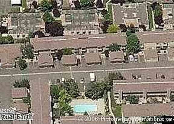 5th image of 1062 Bradley Sq