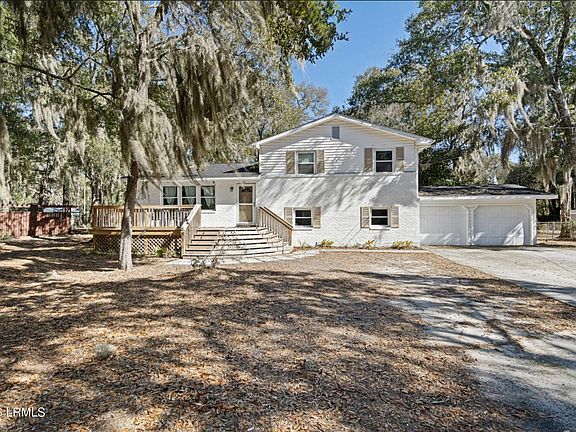 2nd image of 507 Mystic Drive E