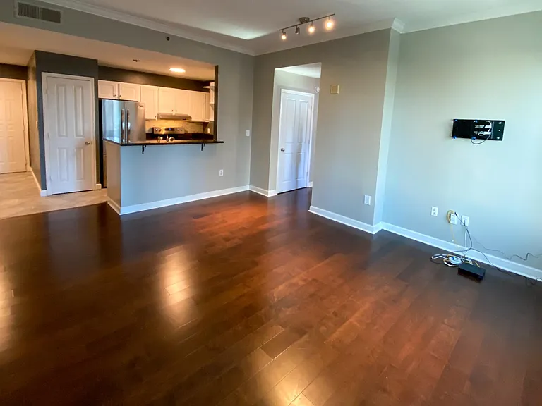 1101 Juniper St NE #617 — Photo 6