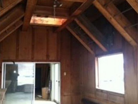 3rd image of 506 Park Pl