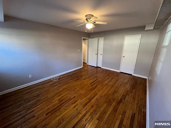 4th image of 24 Hutton Avenue #80