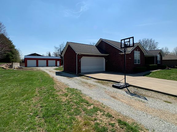 3rd image of 184 Leigh Anna Ln