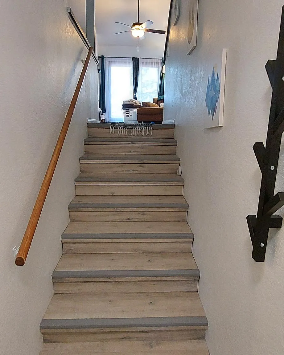 2 bed, 1060 sqft, $2,300 — Photo 4