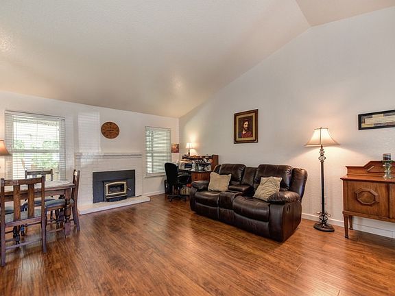 4th image of 6007 Broken Arrow Ct