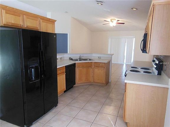 4th image of 4615 Willamette Cir