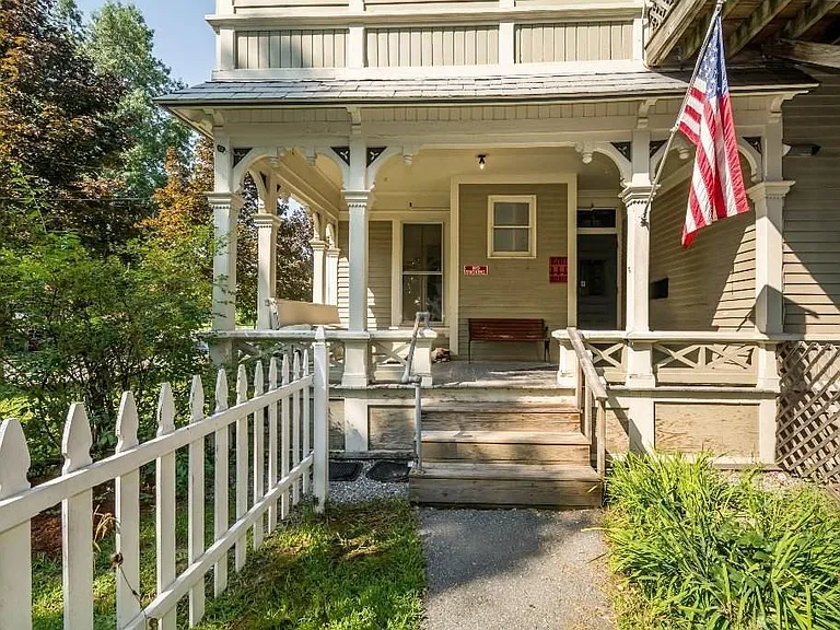 328 Wilder St #9 — Photo 15