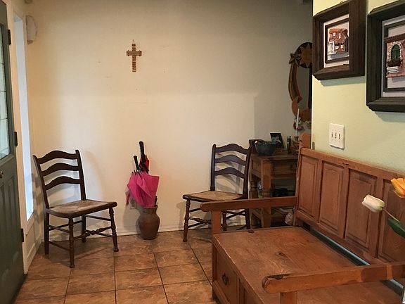 4th image of 15821 Country Lake Dr