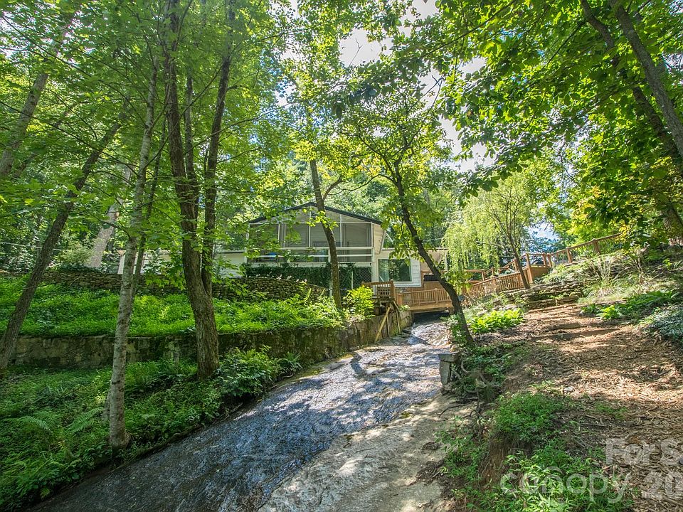 1st image of 125 Little Willow Cir