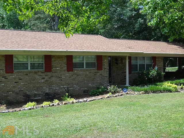 4 Parkwood Dr NE photo 1