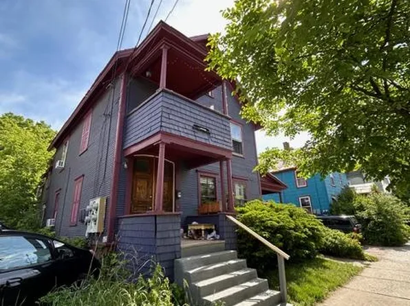 14 Crombie St #1, Burlington, VT 05401