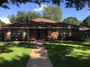 201 Lisa Ln, Bellville, TX 77418