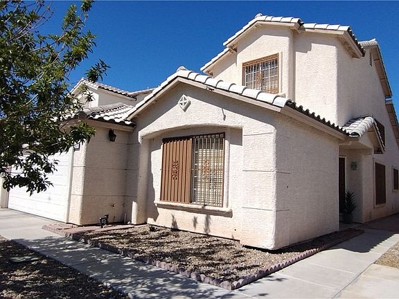 2nd image of 2367 Monterey Pine Dr
