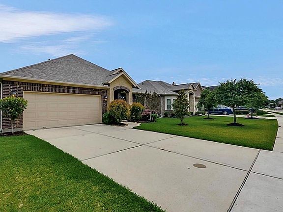 3rd image of 16710 Dover Mills Dr