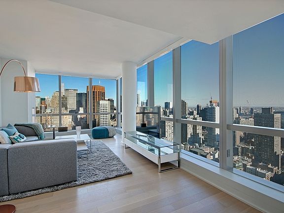2nd image of 400 Park Ave S #36B