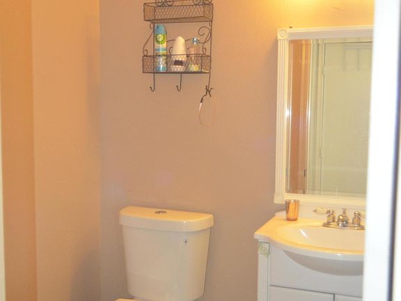 5th image of 5871 N Belbrook Dr