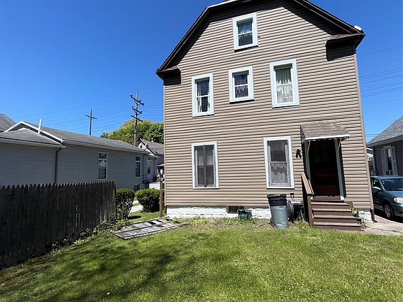 5th image of 317 W 2nd St
