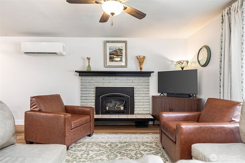 5th image of 467 NW 8th Avenue