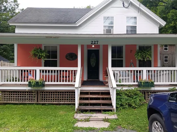 227 Delaware Ave, Andes, NY 13731