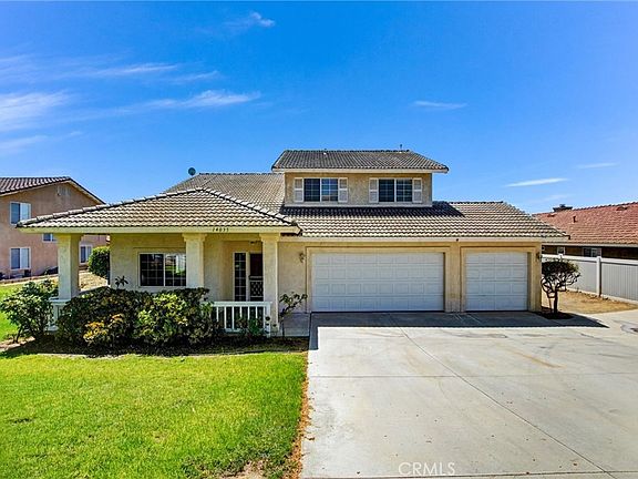 2nd image of 14035 Moonridge Dr