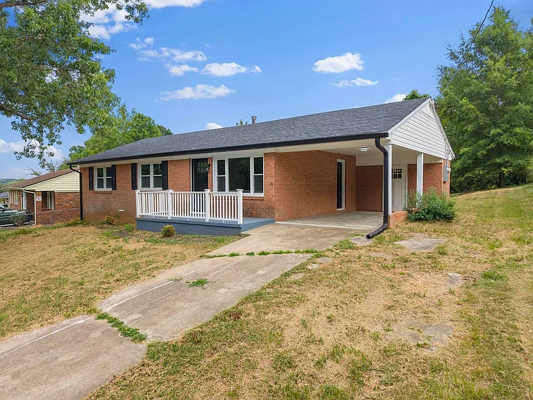 248 Lakeside Dr — Photo 25