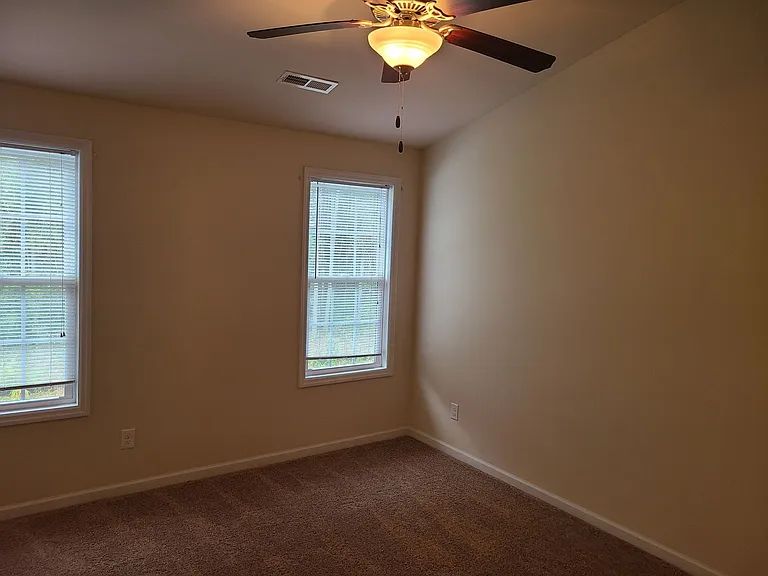 123 Beacon Woods Dr — Photo 9