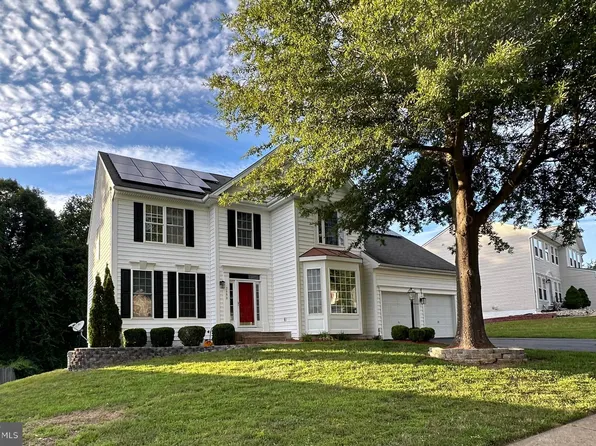 2930 Medford Dr, Dumfries, VA 22026