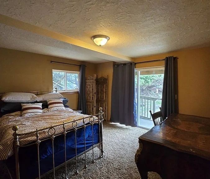 1902 NW Oceania Dr — Photo 43