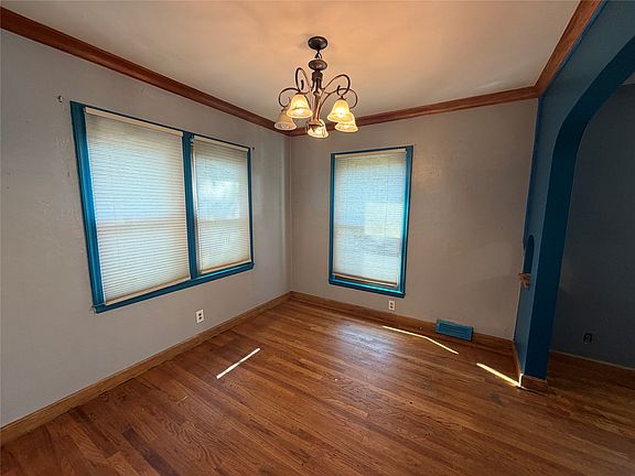 4th image of 1612 Highview Dr