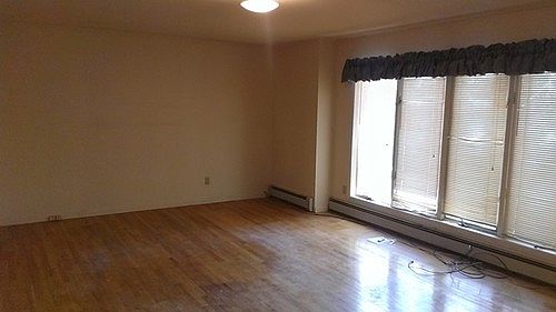 2nd image of 72 Clement St