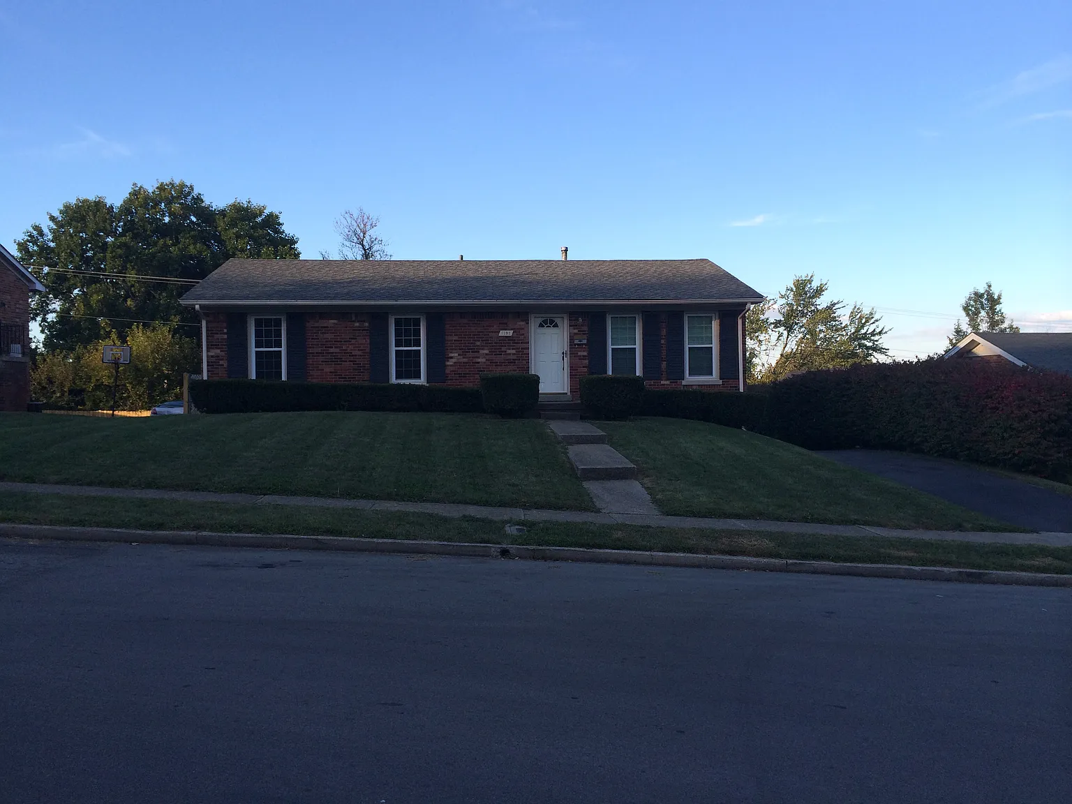 1192 Devonport Cir photo 1