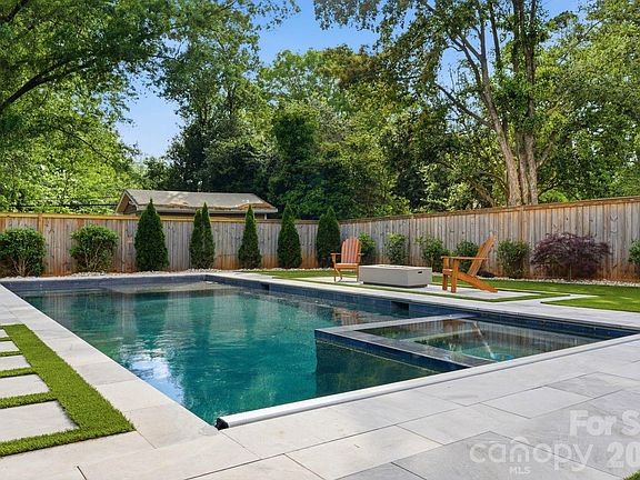 5th image of 409 Bertonley Ave