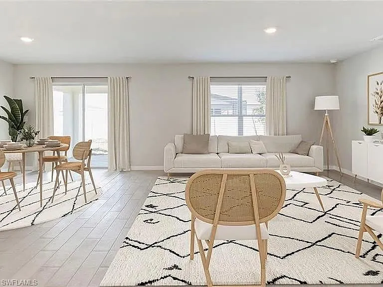 4 bed, 2.0 bath, 1499 sqft, $1,900 — Photo 4