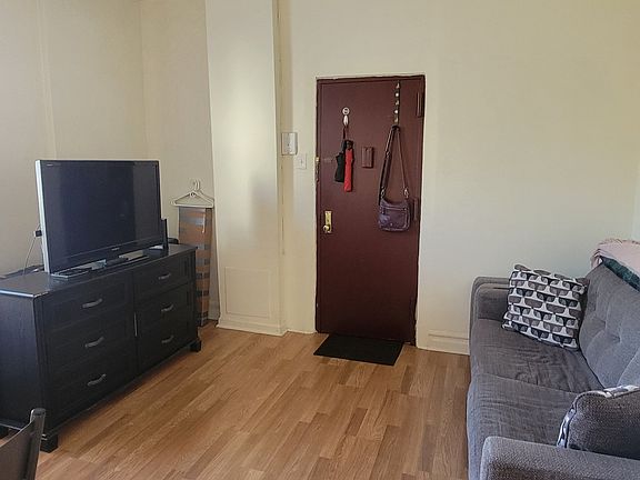 3rd image of 3611 28th Ave APT 20