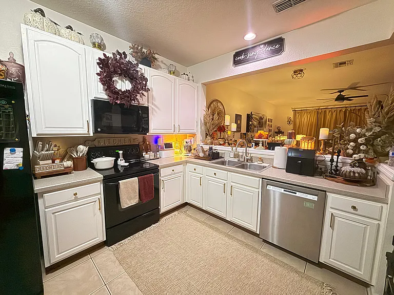5080 Hawkstone Dr — Photo 3