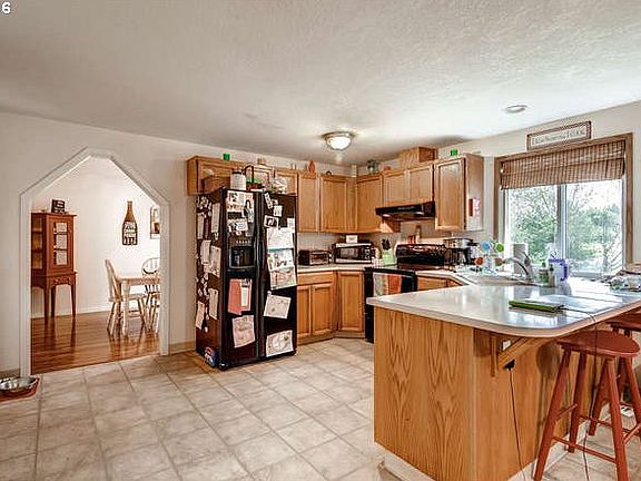 4th image of 1711 Foxtail Cir