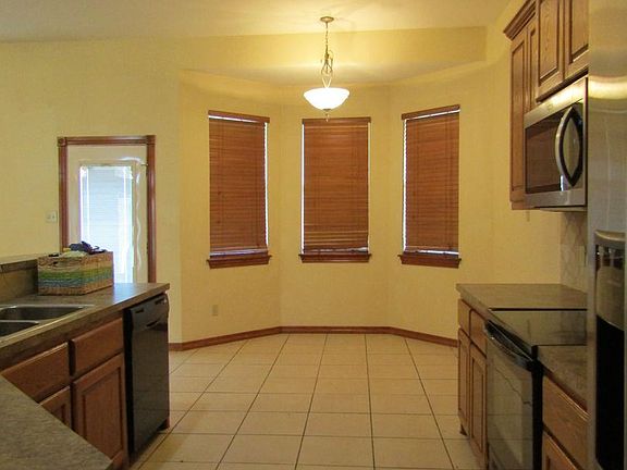 5th image of 5205 SW Dove Creek Blvd