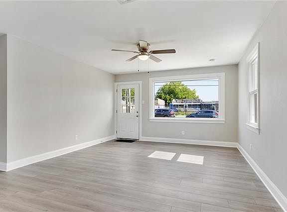 3rd image of 4410 Karen Ave