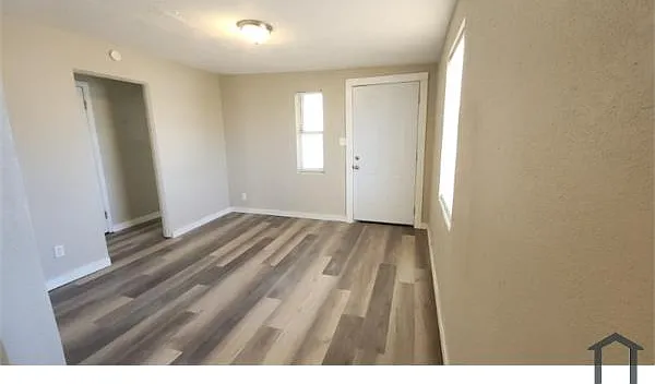 1033 Franklin St — Photo 4