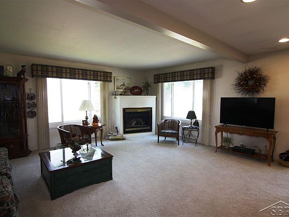 3rd image of 5460 Threasa St