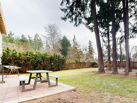 3rd image of 16203 NE 113th Ct