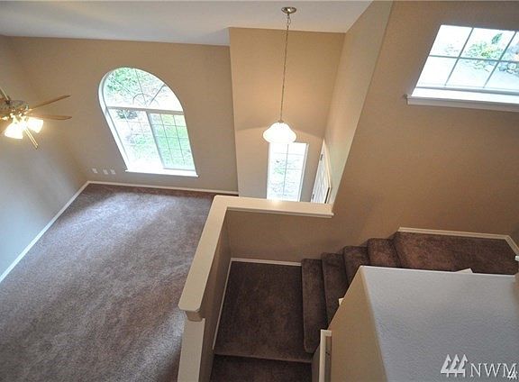 5th image of 22324 Blue Lake Ct SE