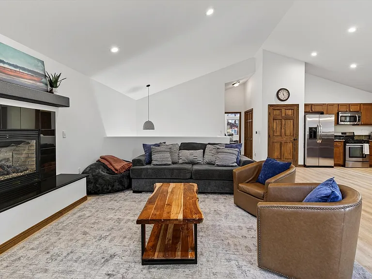 8772 Rainbow Ave — Photo 8