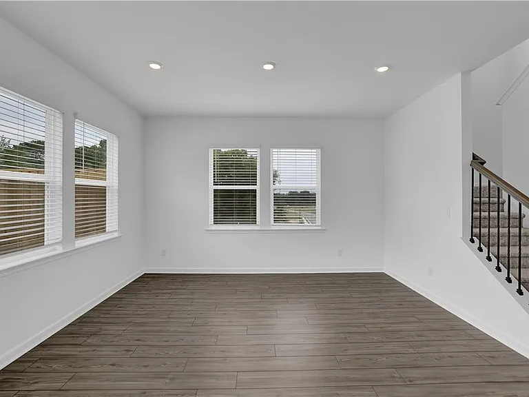2723 Dreycott Ln — Photo 15