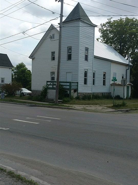 2nd image of 299 W Main St
