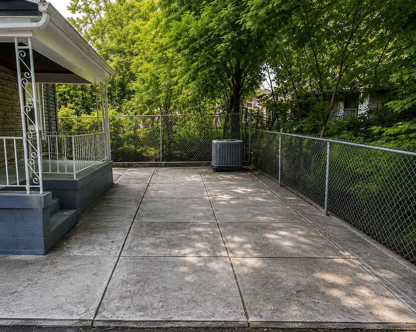 5 bed, 2.5 bath, 2120 sqft, $1,725 — Photo 2